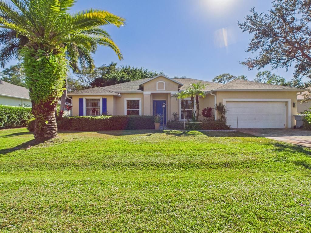 Photo of 4935 47th Place, Vero Beach, FL 32967 (MLS # R11087440)