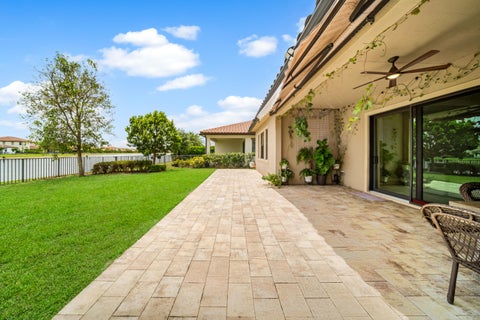 Tiny photo for 11850 N Baypoint Circle, Parkland, FL 33076 (MLS # B26073392)