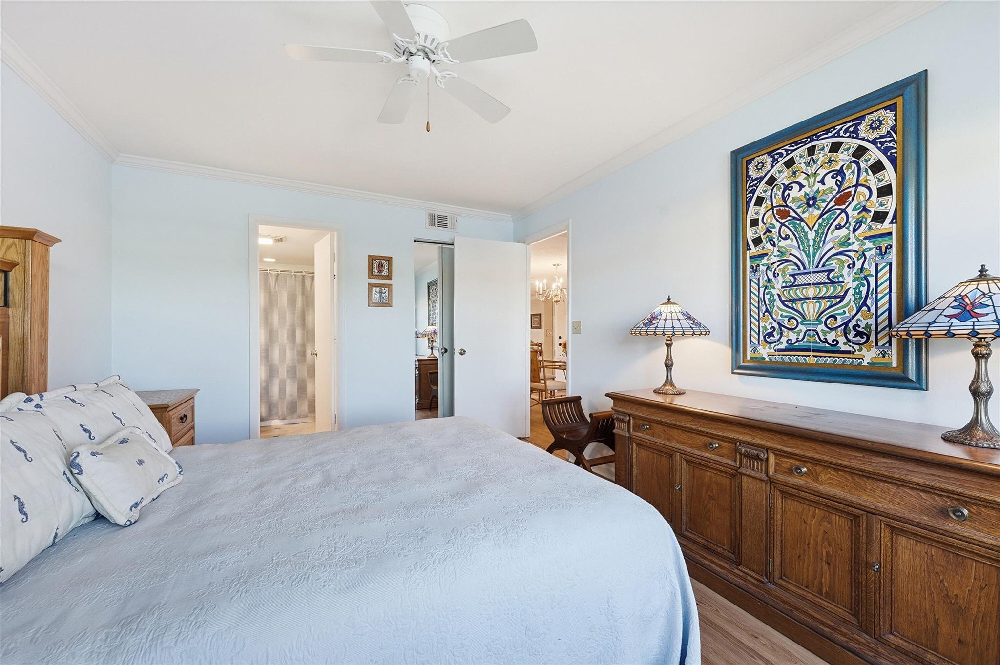 GOLDEN LAKES VILLAGE COND - Residential