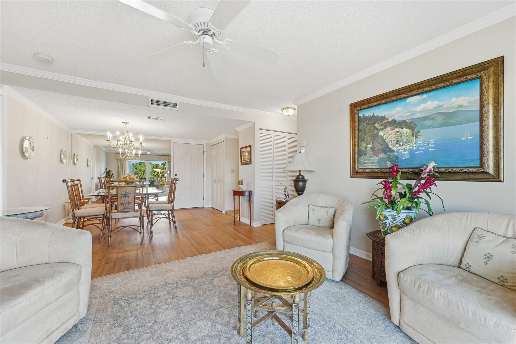 GOLDEN LAKES VILLAGE COND - Residential