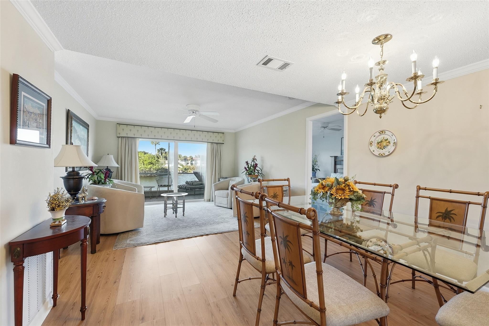 401 Lake Frances Drive 401