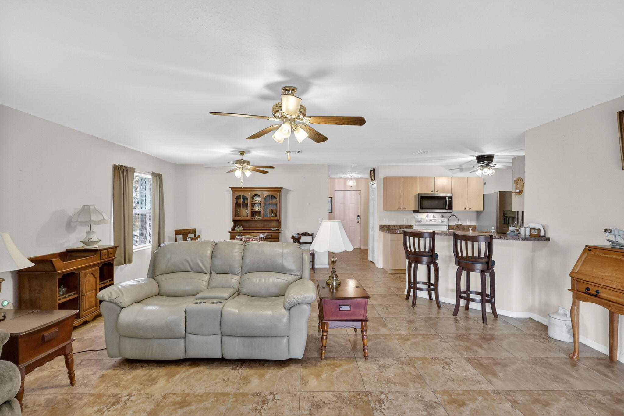 SPANISH LAKES COUNTRY CLUB VILLAGE LEASEHOLD ESTAT - Residential