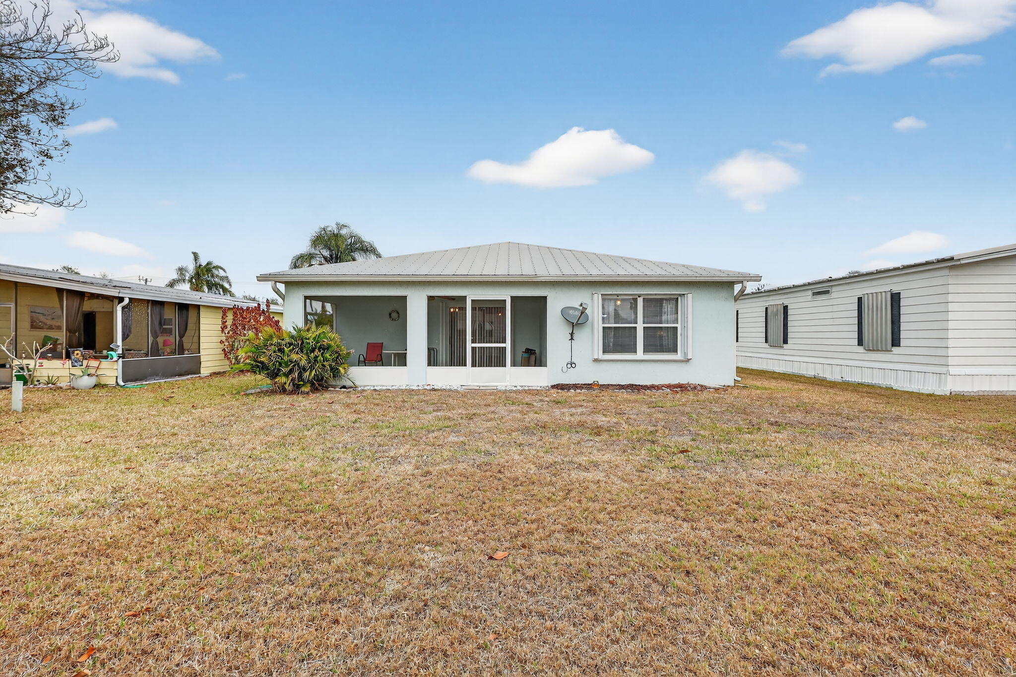 SPANISH LAKES COUNTRY CLUB VILLAGE LEASEHOLD ESTAT - Residential