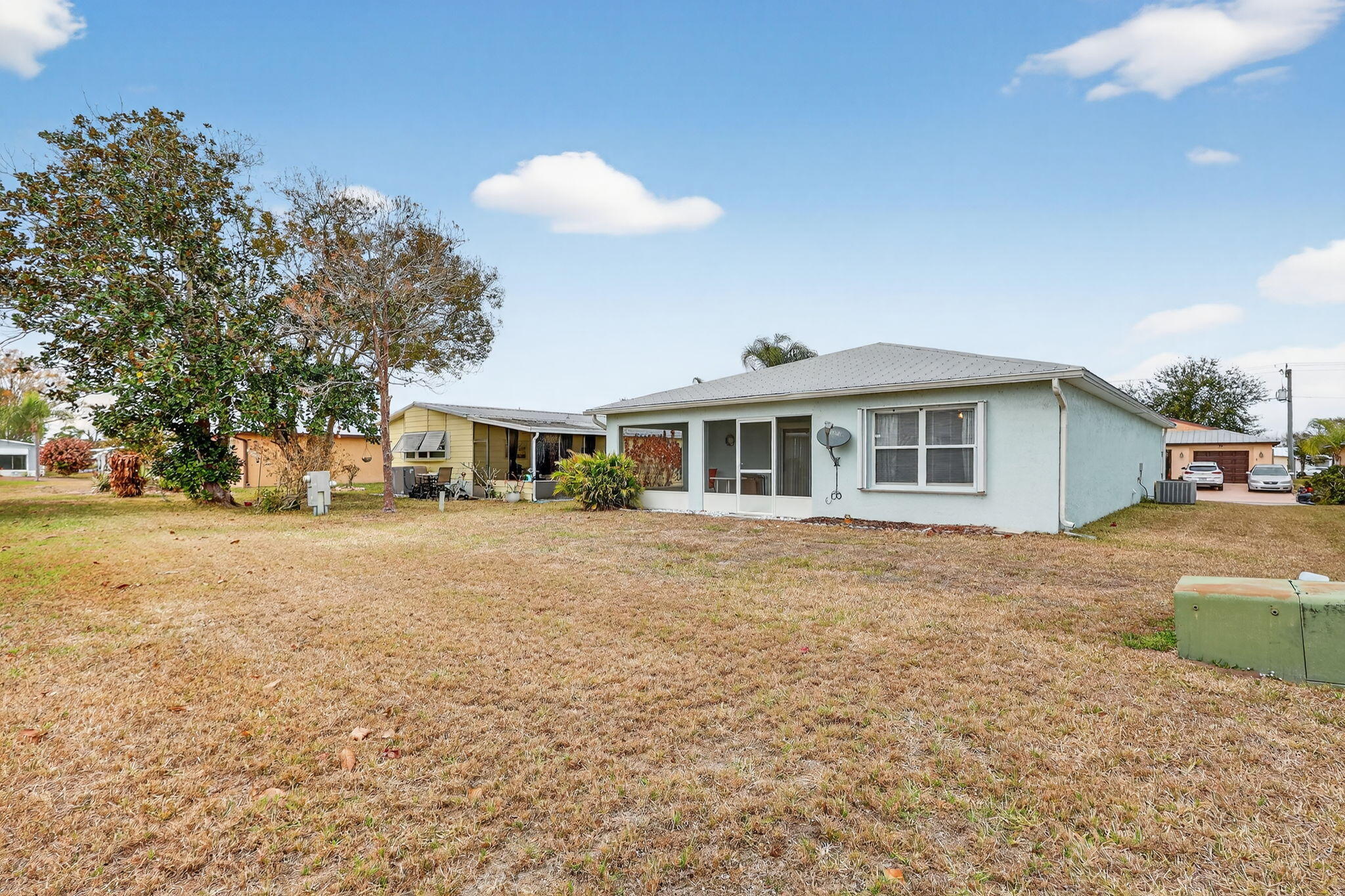 SPANISH LAKES COUNTRY CLUB VILLAGE LEASEHOLD ESTAT - Residential