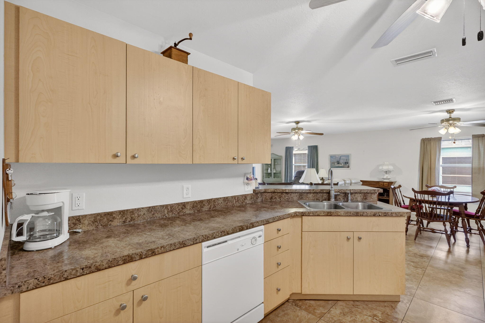 SPANISH LAKES COUNTRY CLUB VILLAGE LEASEHOLD ESTAT - Residential