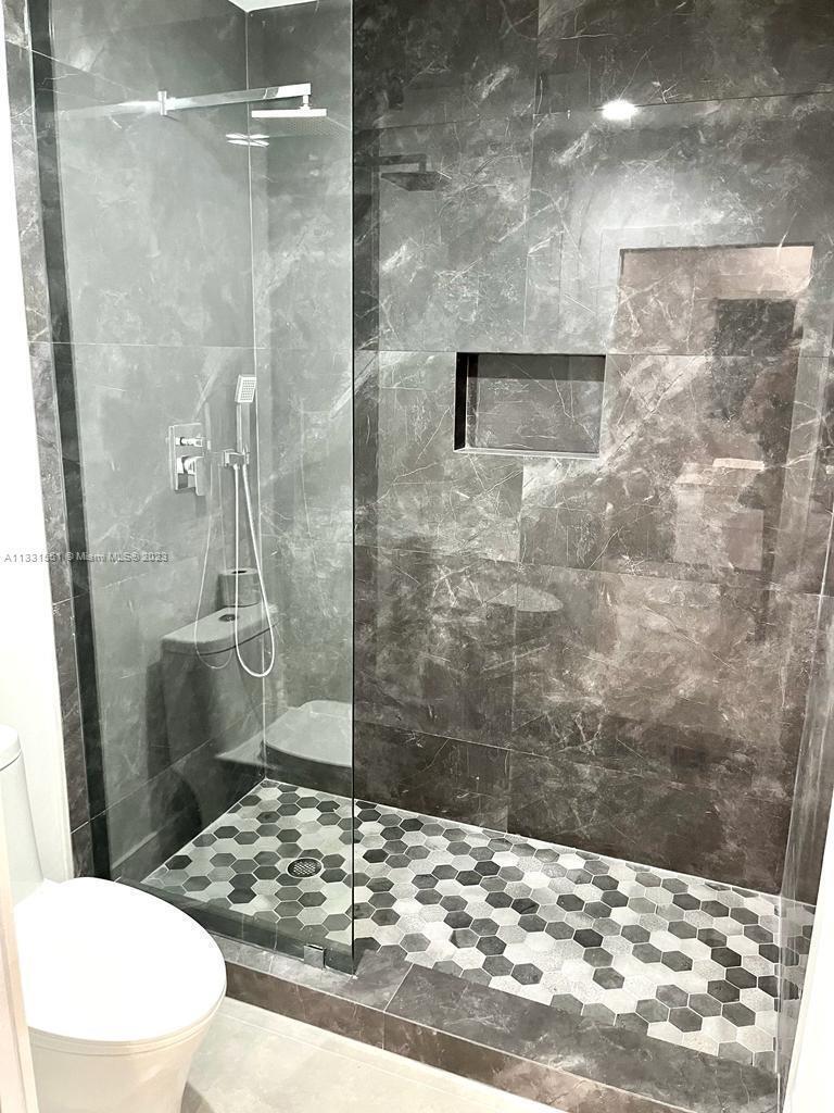 MYSTIC POINTE TOWER 500 C - Residential Lease