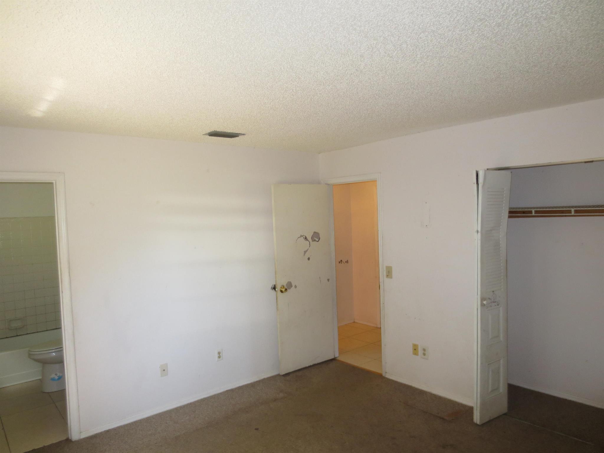 PORT ST LUCIE SECTION 40 - Residential