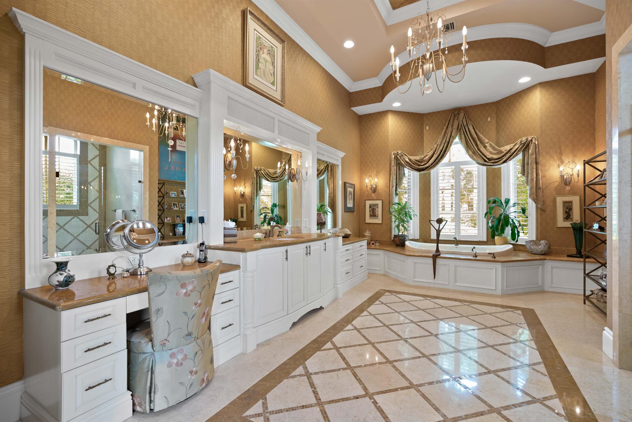 OLD PALM - Residential