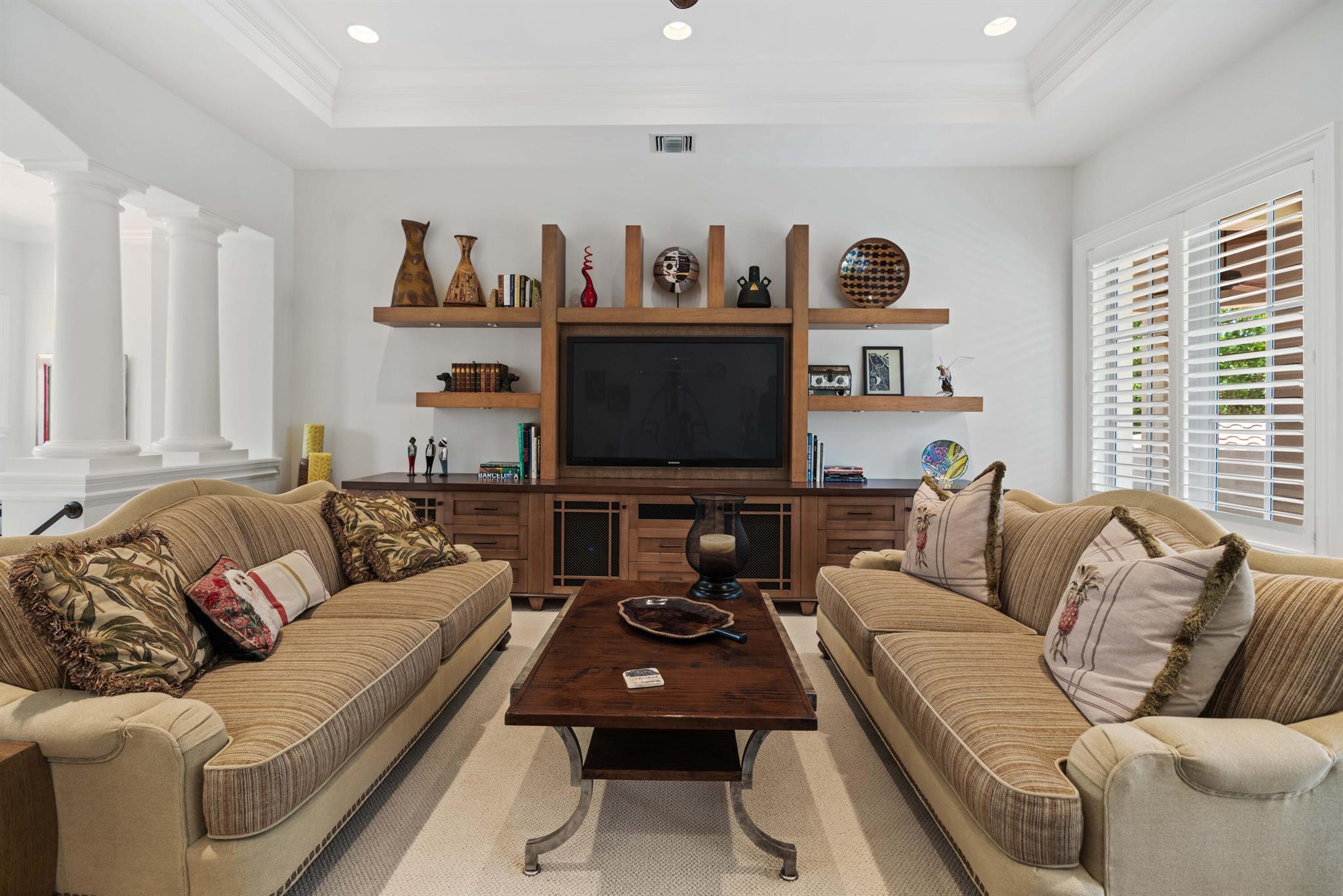 OLD PALM - Residential