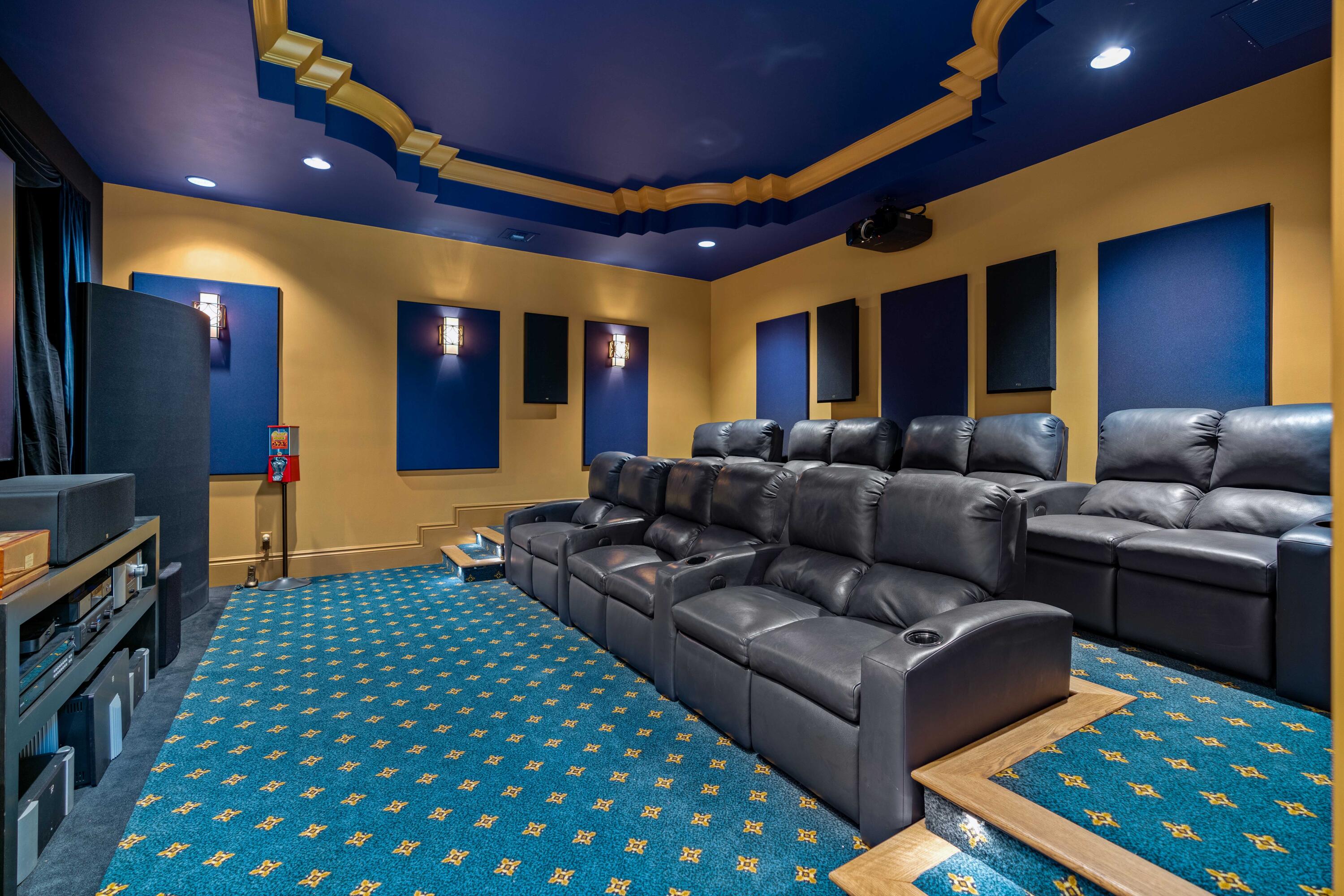 OLD PALM - Residential