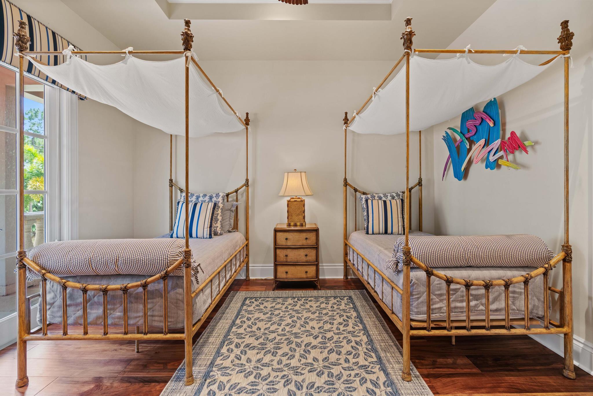 OLD PALM - Residential