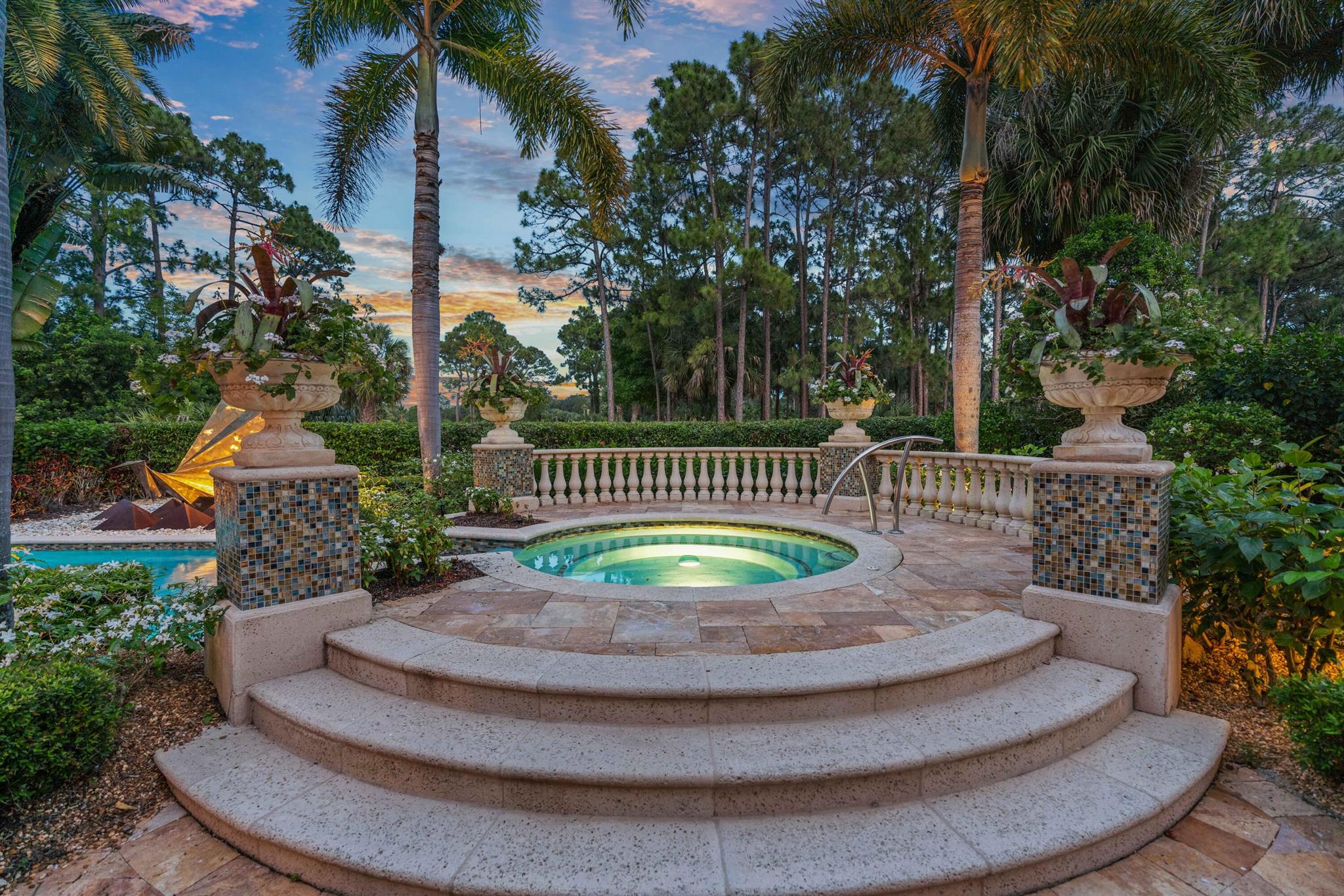 OLD PALM - Residential