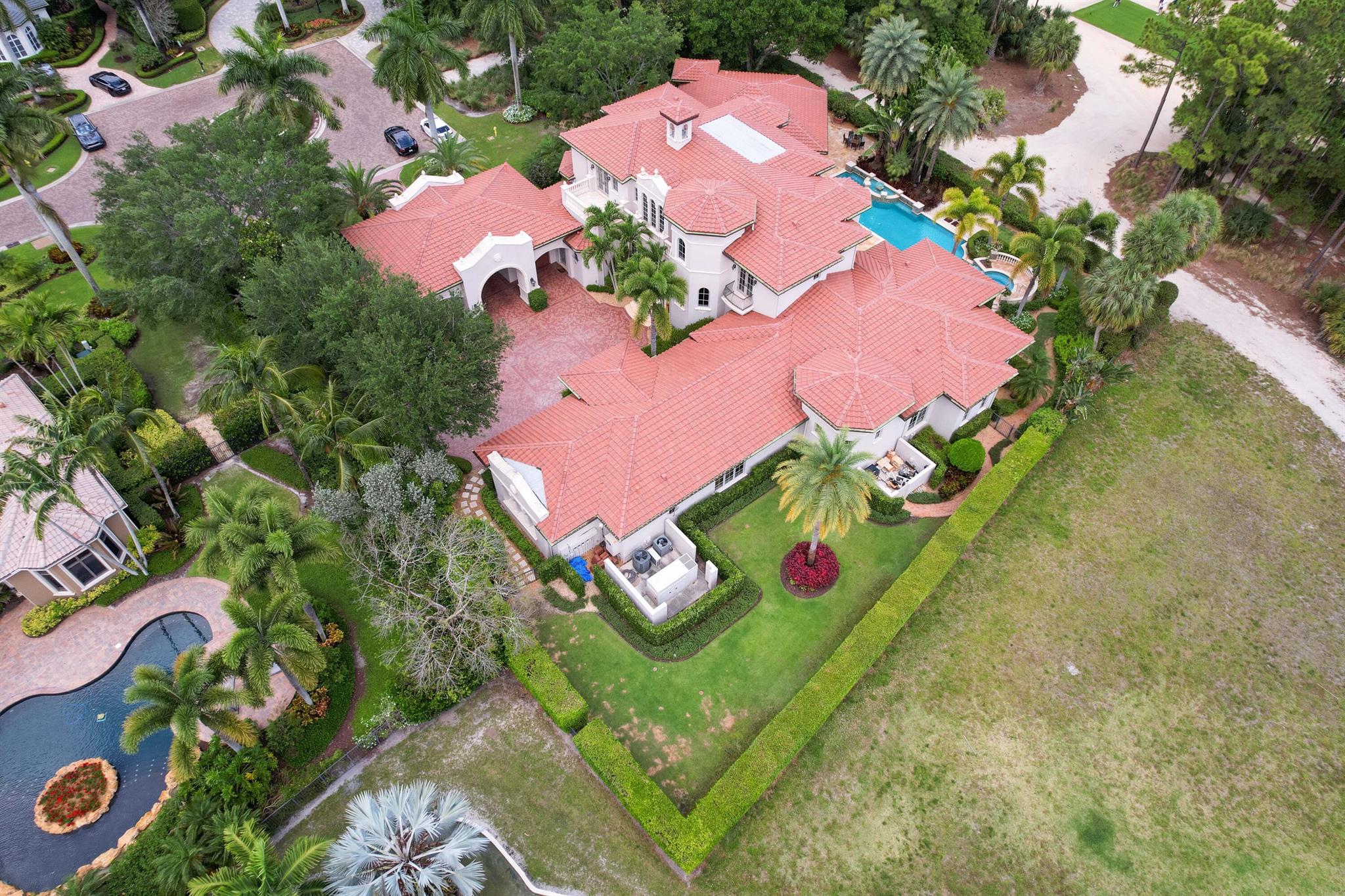 OLD PALM - Residential