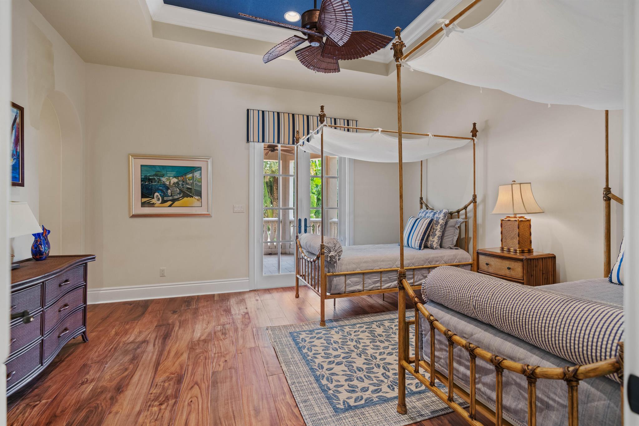 OLD PALM - Residential