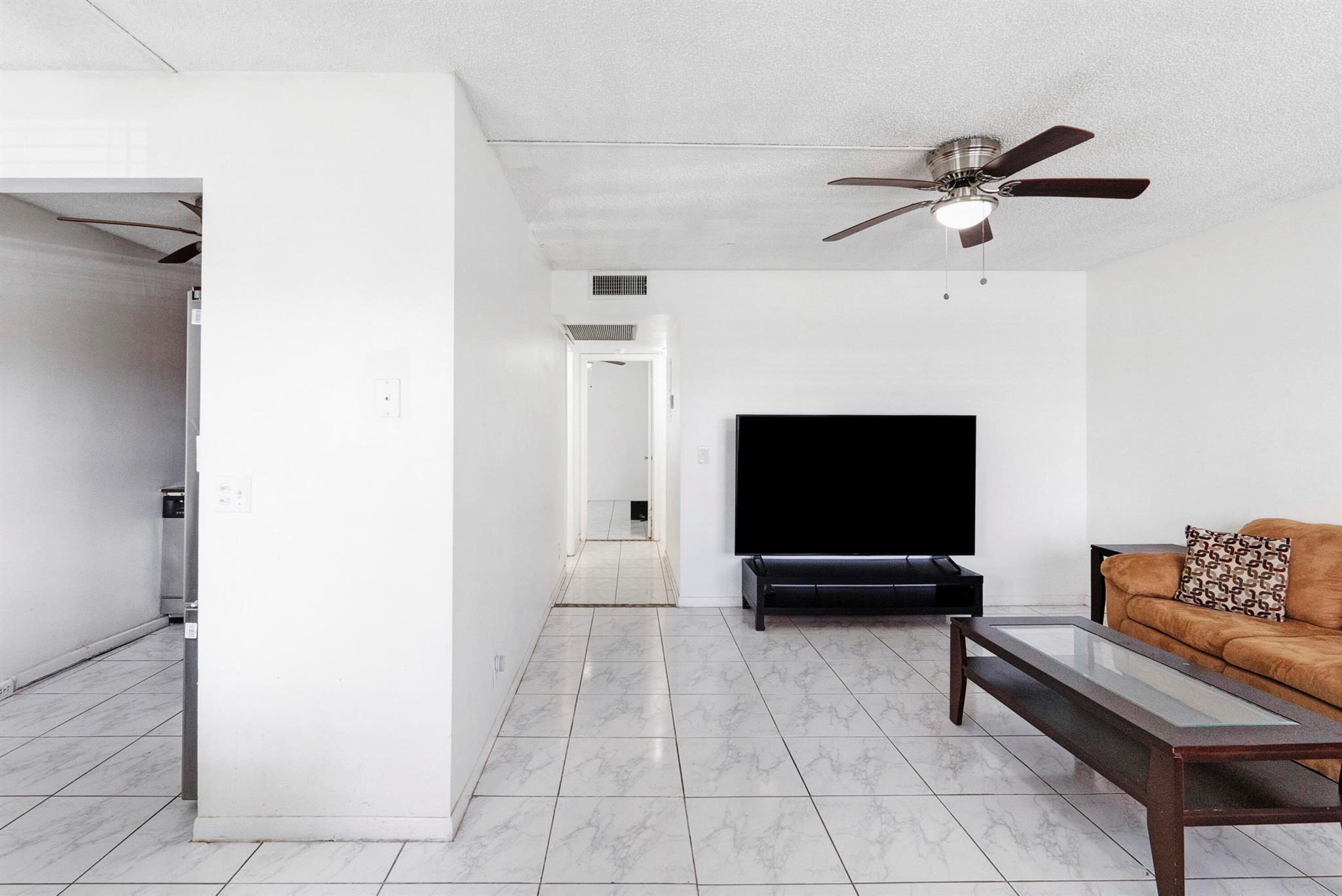 NEW HAMPTON AT CENTURY VI - Residential