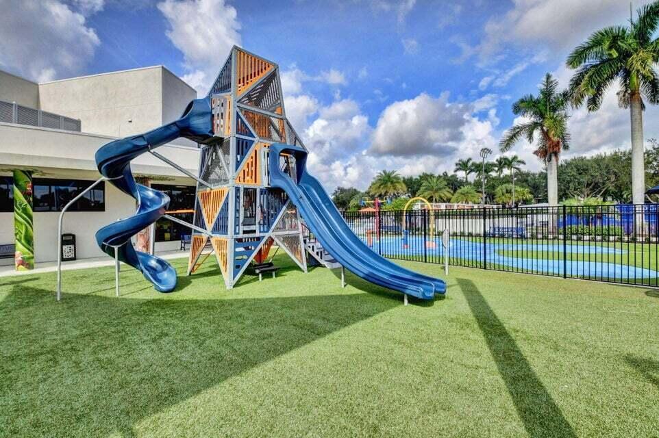 LOS RAYOS DE SOL - Residential