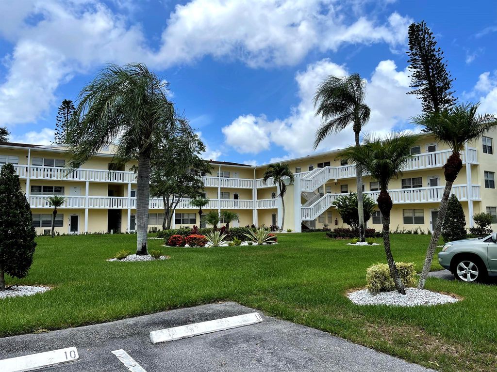 Photo of 198 Dorset E #E, Boca Raton, FL 33434 (MLS # R11134413)