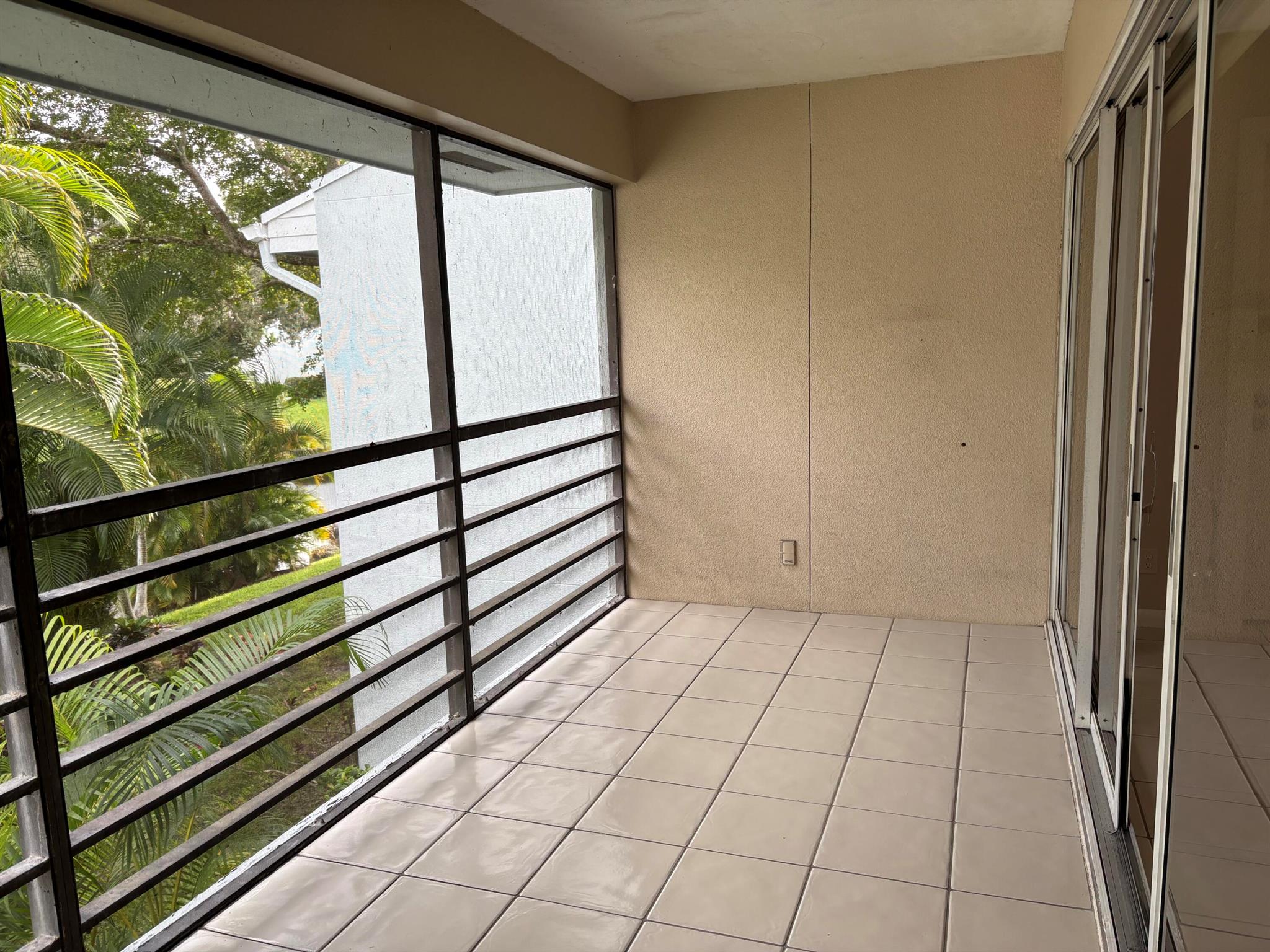 6165 Old Court Road 223