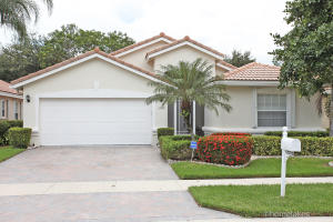 Welcome to San Marco in beautiful Westchester Country Club! This 3 bedroom 2 bath Bougainvillea model home is in impeccable condition. Tiled thru out. NO CARPET!. Granite kitchen with a tranquil garden view from your screened and enclosed patio.