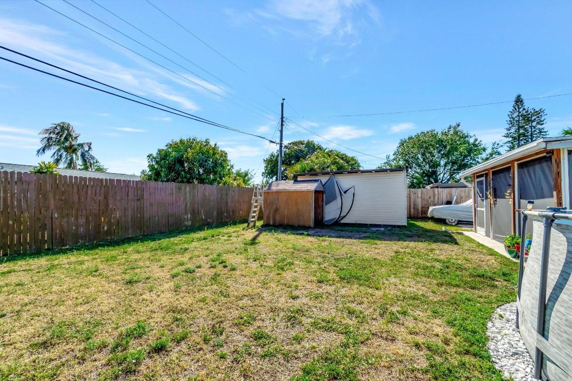 SEMINOLE MANOR 2 - Residential