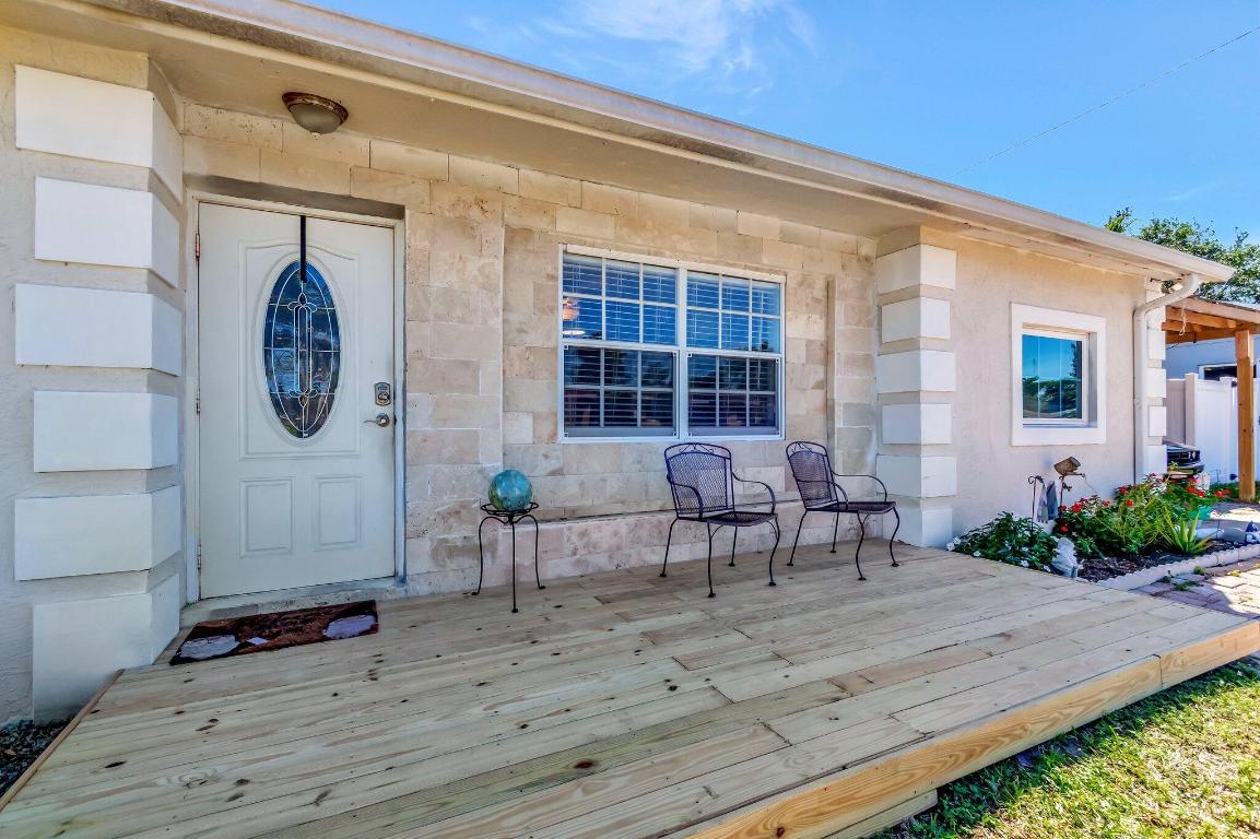 SEMINOLE MANOR 2 - Residential