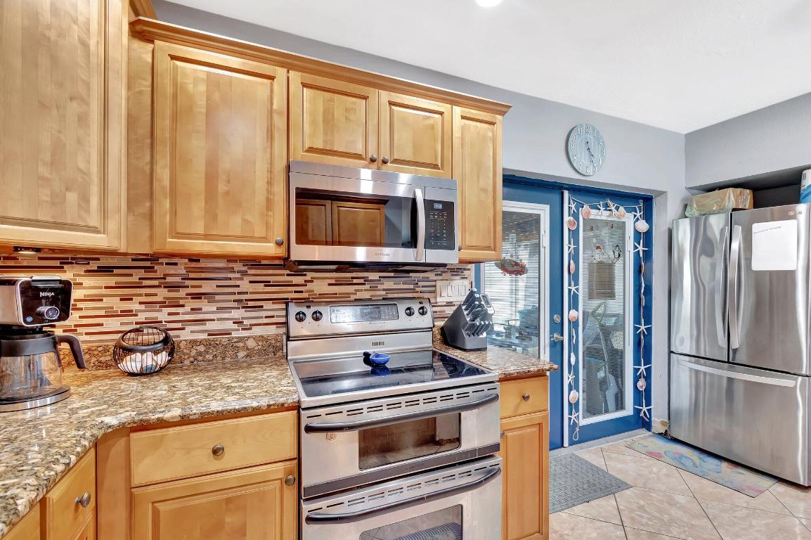 SEMINOLE MANOR 2 - Residential