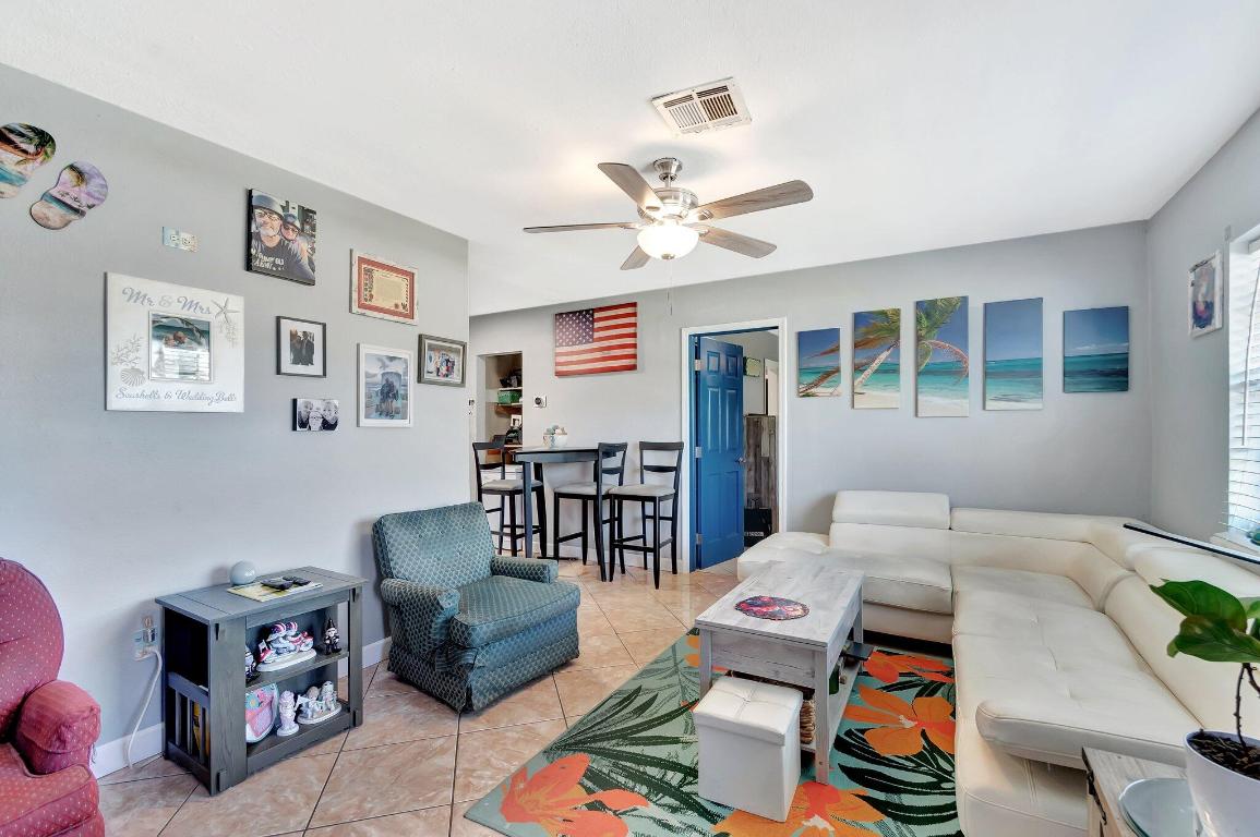 SEMINOLE MANOR 2 - Residential