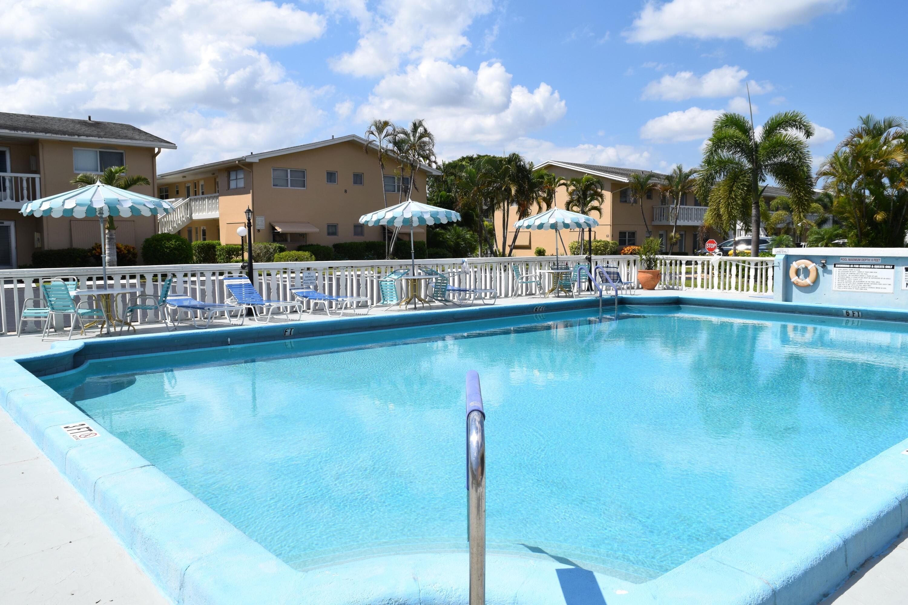 VILLAGE ROYALE CONDO 6 - Residential