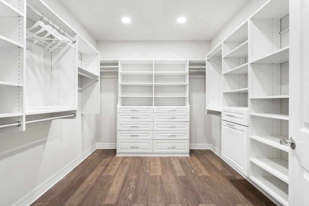 SONOMA ISLES - Residential