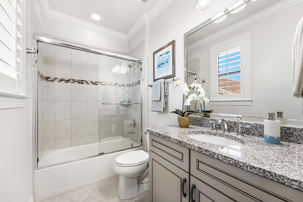 SONOMA ISLES - Residential