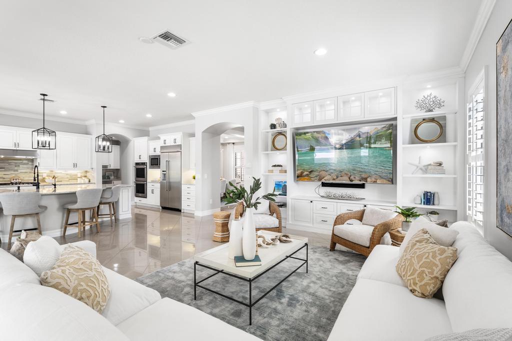 SONOMA ISLES - Residential