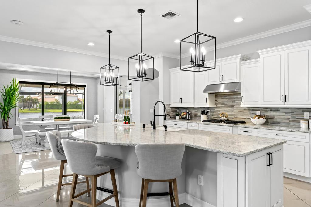 SONOMA ISLES - Residential