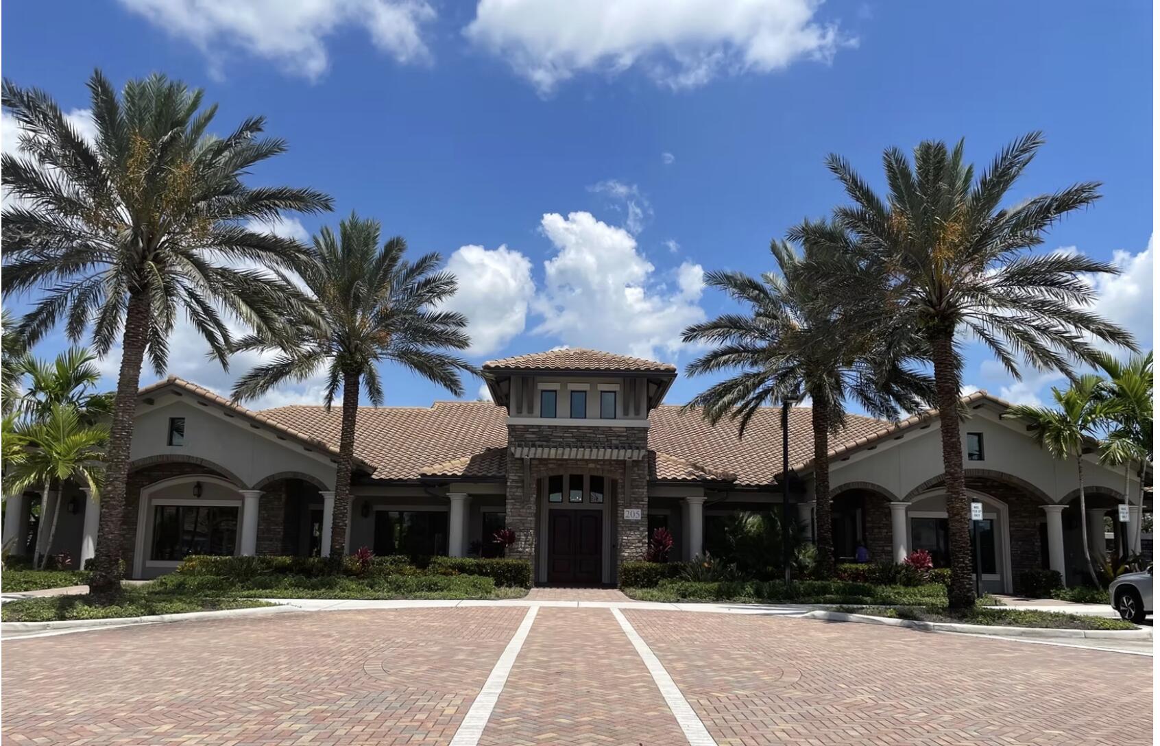 SONOMA ISLES - Residential