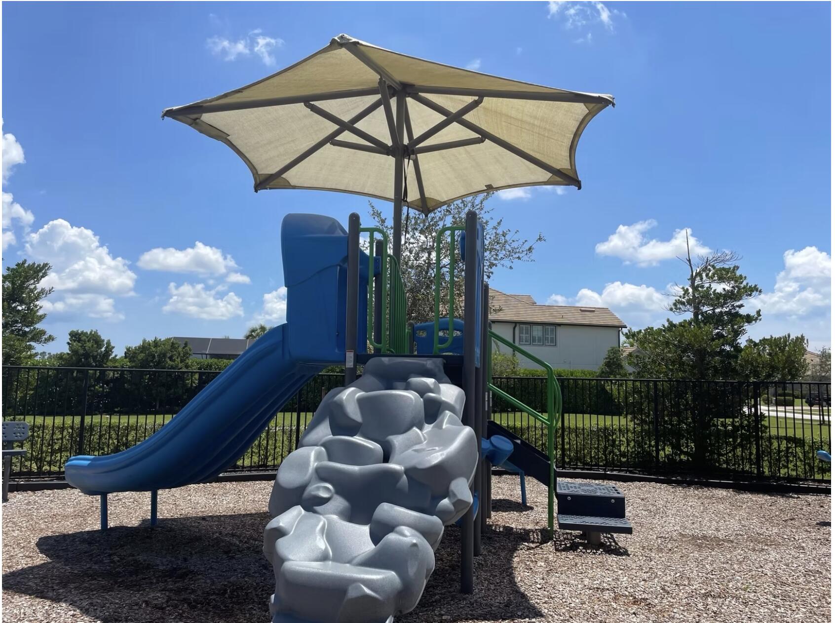 SONOMA ISLES - Residential