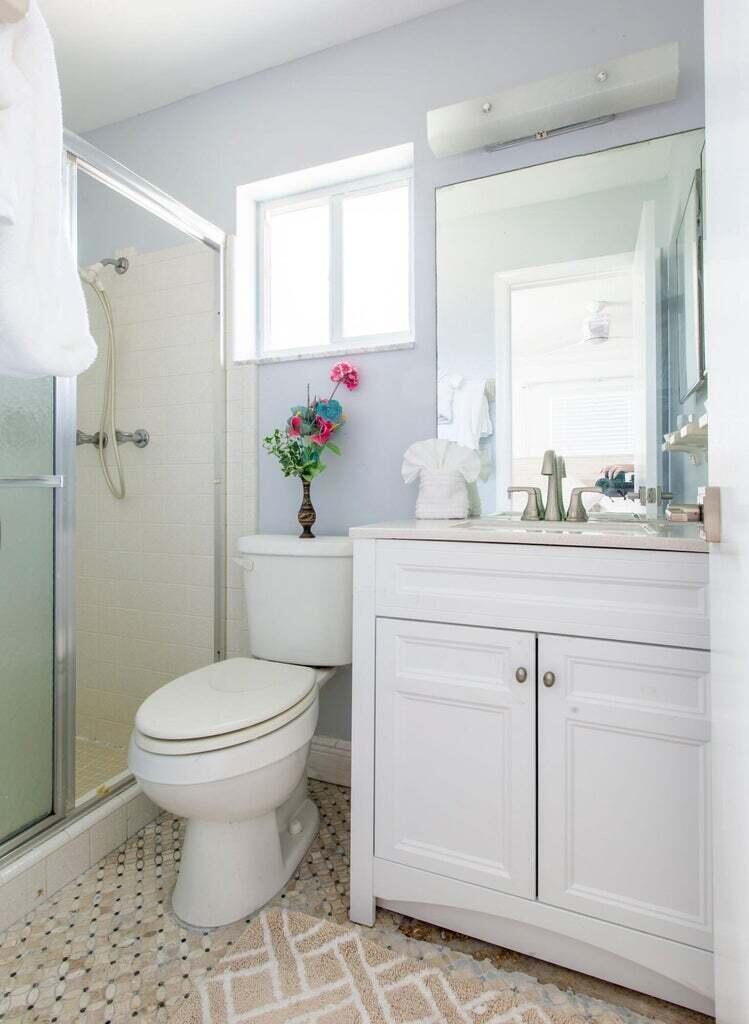 PALM BEACH GARDENS ESTATES - Residential Lease