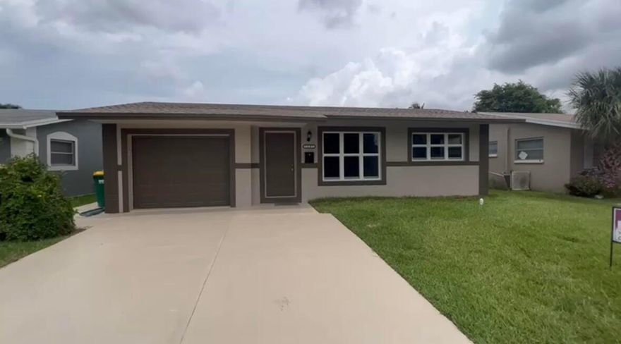 Beautiful single family home in the heart of Tamarac!
All ages! Single home. 3 bedrooms & 2 full baths, walking closets, stainless steel appliances, freshly painted, tile through out, clean and ready for a caring family. Quick HOA Approval . First, Last & security
Use show assist for appointments or call LA