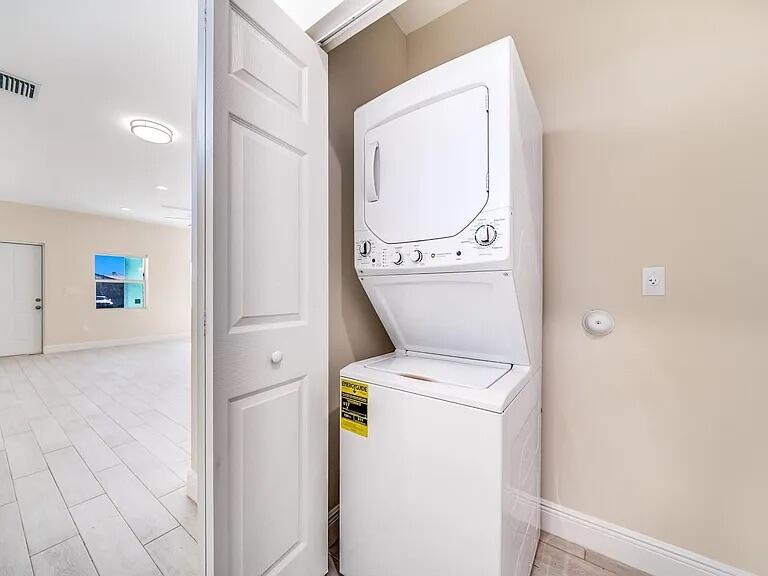 WEST GATE ESTATES NORTHERN - Residential Lease