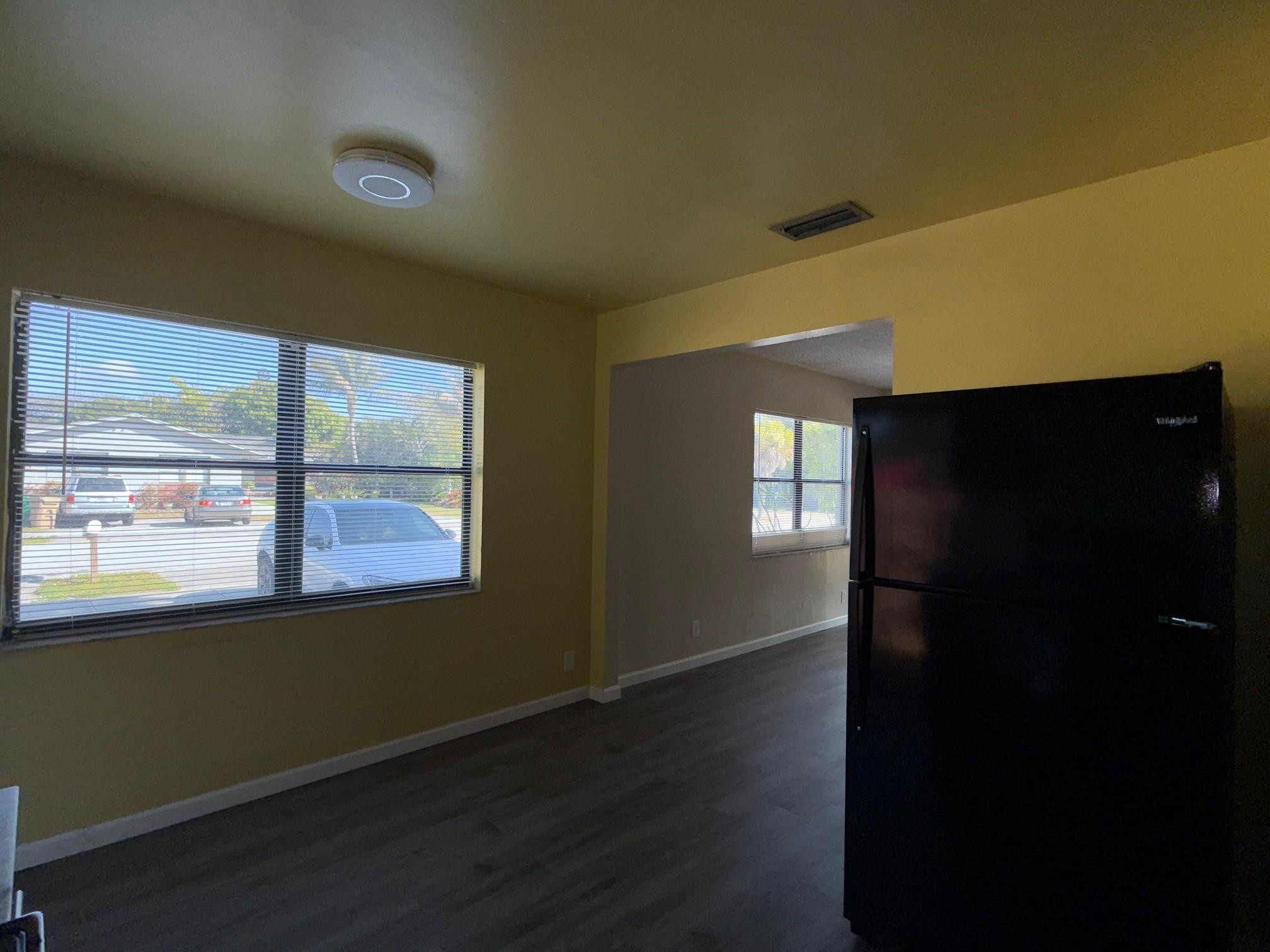 DAVIE HEIGHTS EXTENSION 1 - Residential Lease