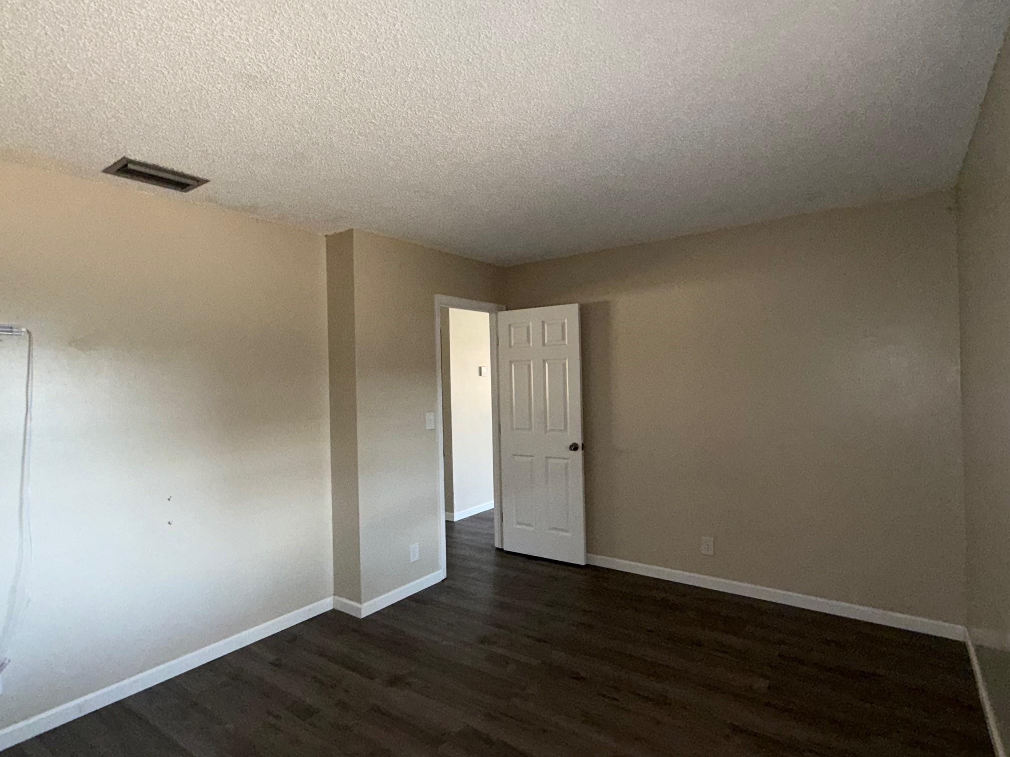 DAVIE HEIGHTS EXTENSION 1 - Residential Lease