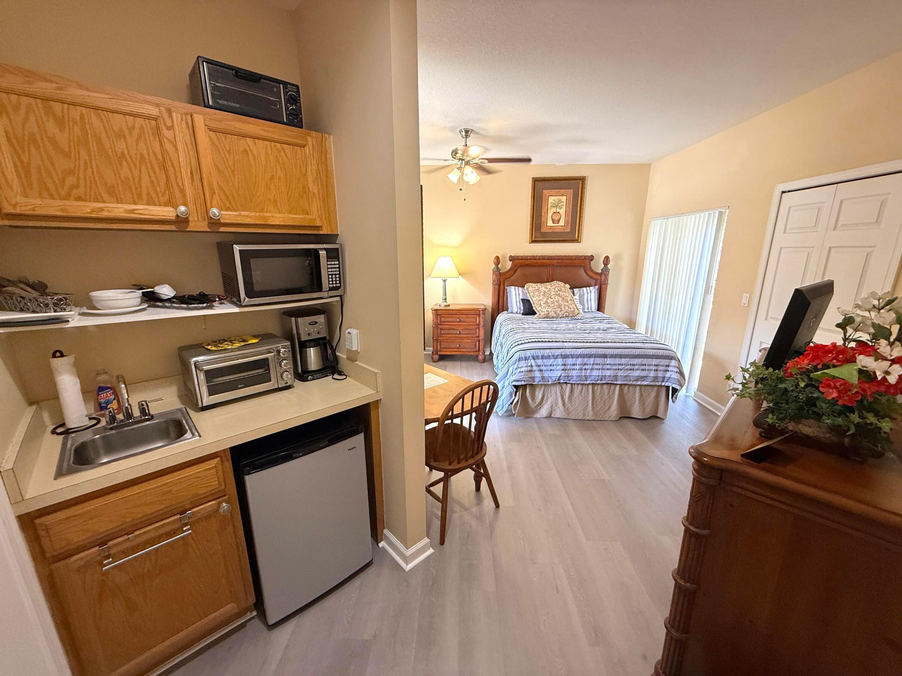 Castle Pines Condominium - Residential Lease