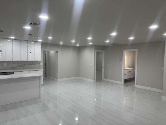 PALM BEACH SQUARE UNIT 6 - Residential