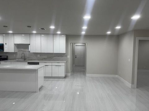 4259 Empress Street Palm Beach Gardens FL 33410