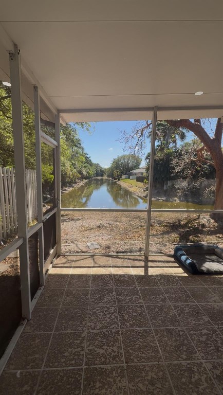 Lyons West 137-40 B - Residential