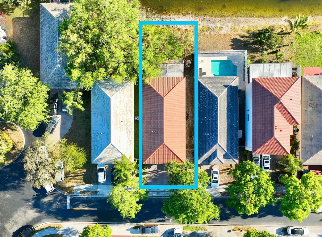 Lyons West 137-40 B - Residential