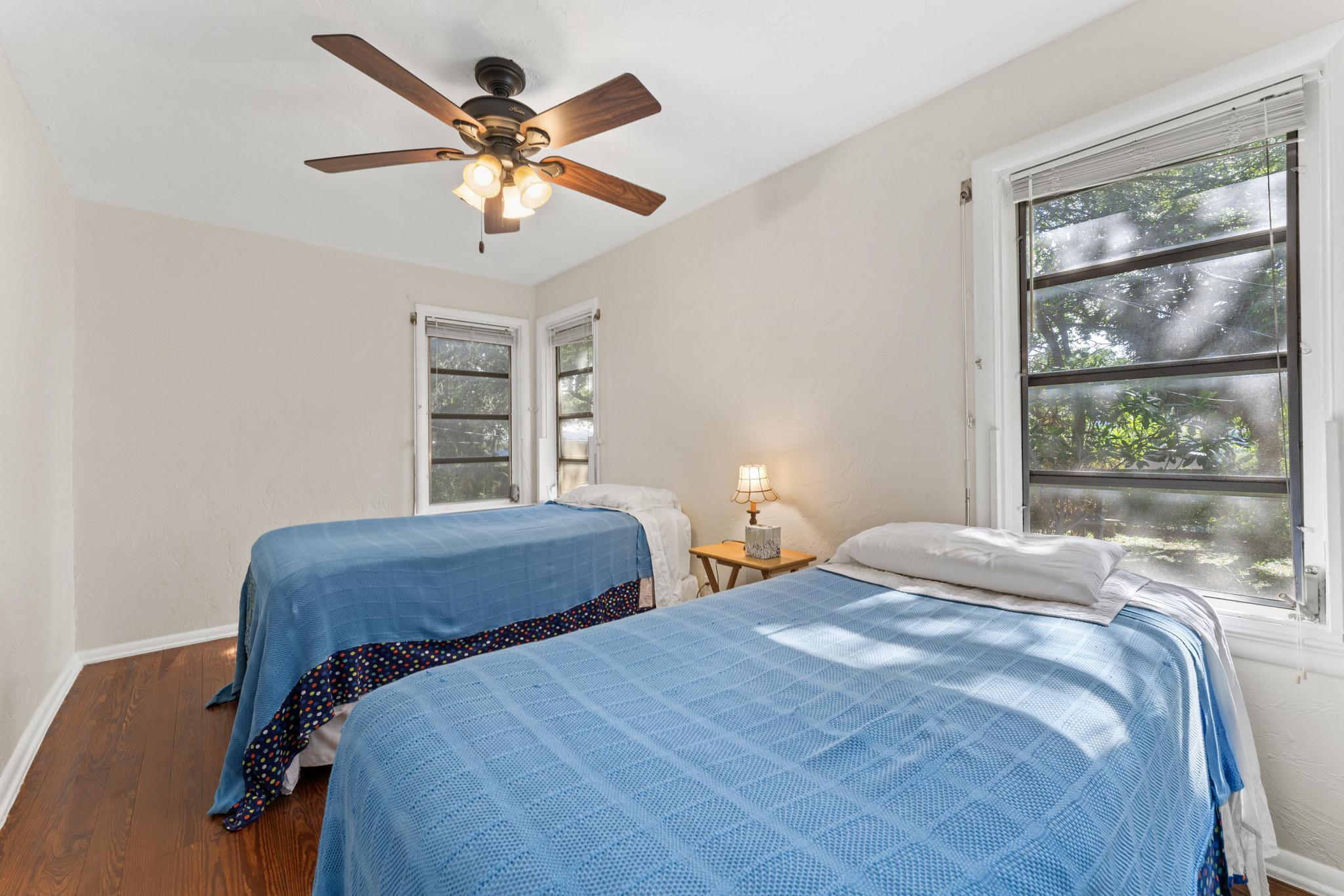 LAKE WORTH TOWN OF - Residential Lease