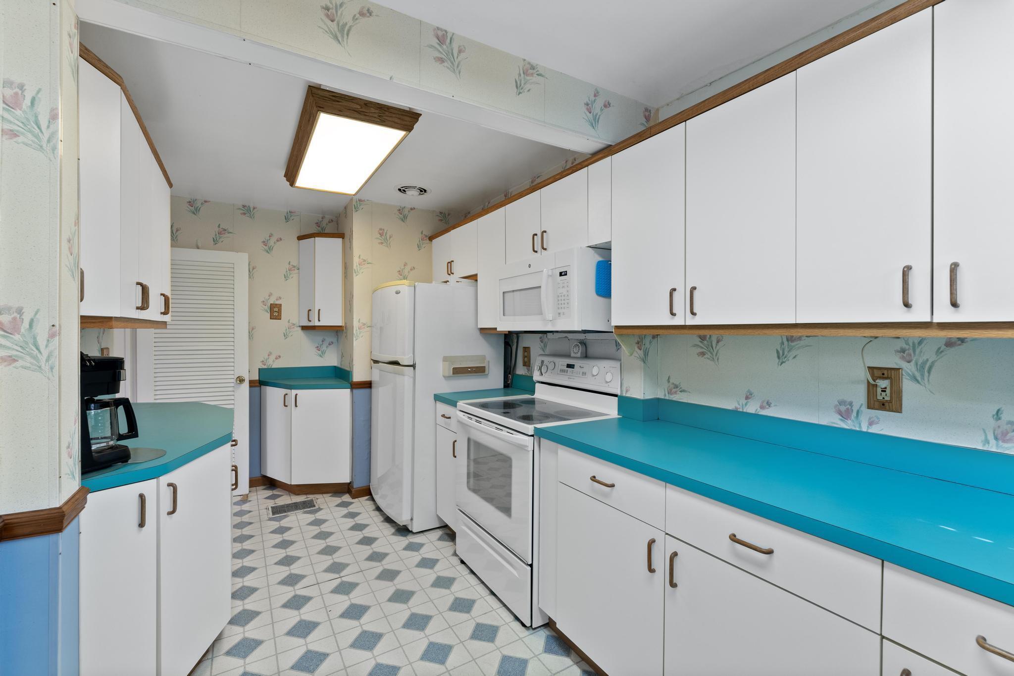 LAKE WORTH TOWN OF - Residential Lease