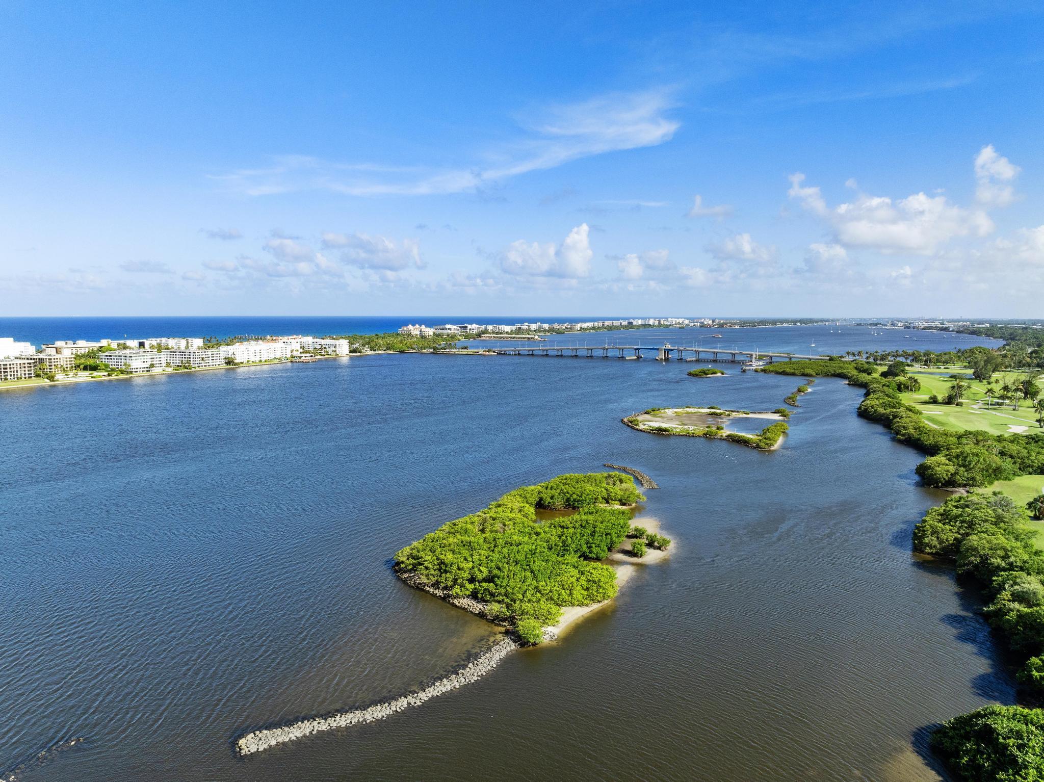 LAKE WORTH TOWN OF - Residential Lease