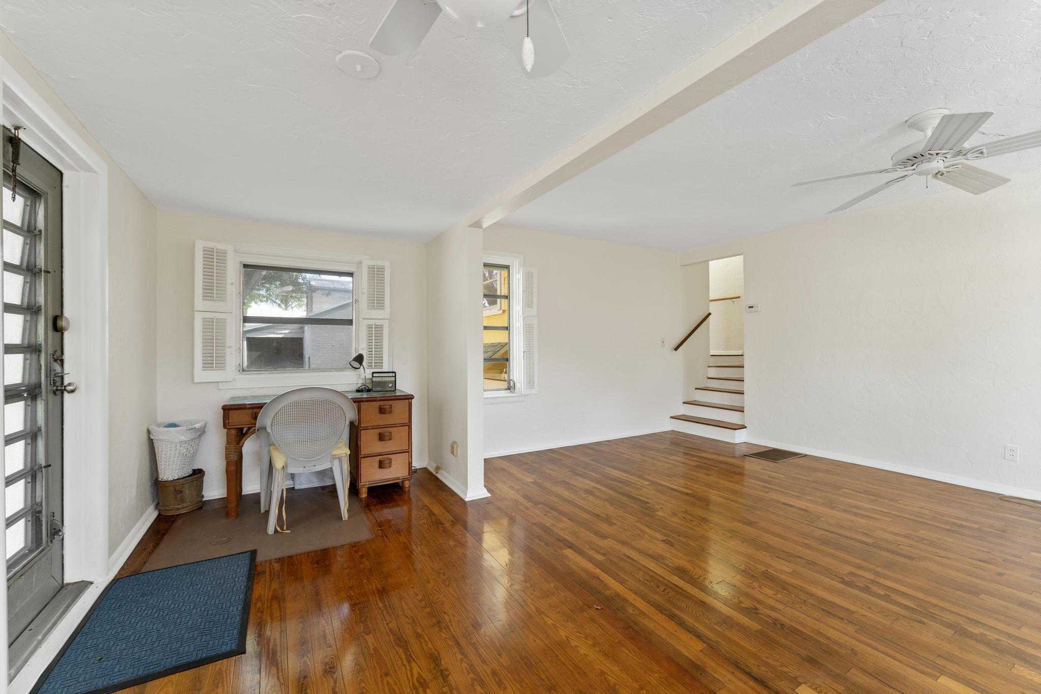 LAKE WORTH TOWN OF - Residential Lease