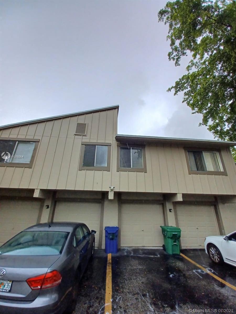 HABITAT II CONDO - Residential