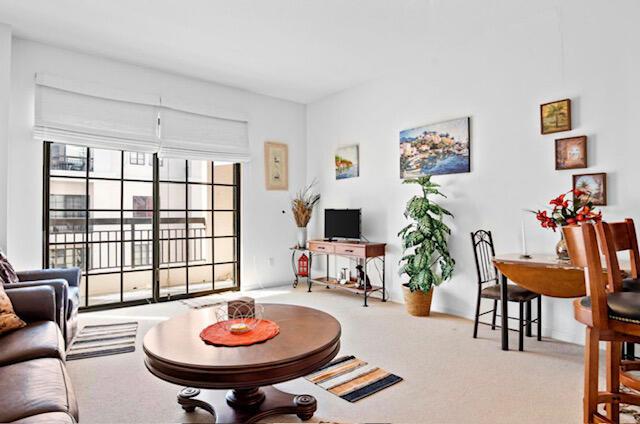 233 S Federal Highway Lph06